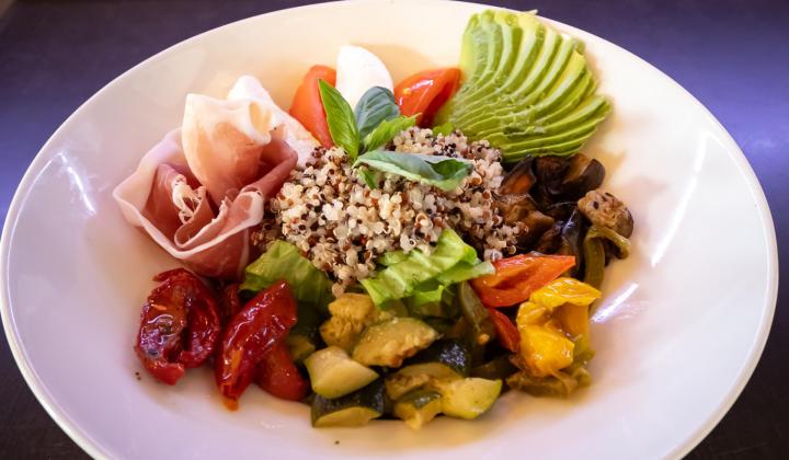 Cuisine maison au cœur de la convivialité - Restaurant familial à Avrainville.